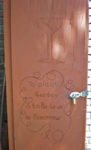 5295_131445353593_535068593_3128870_4189723_n